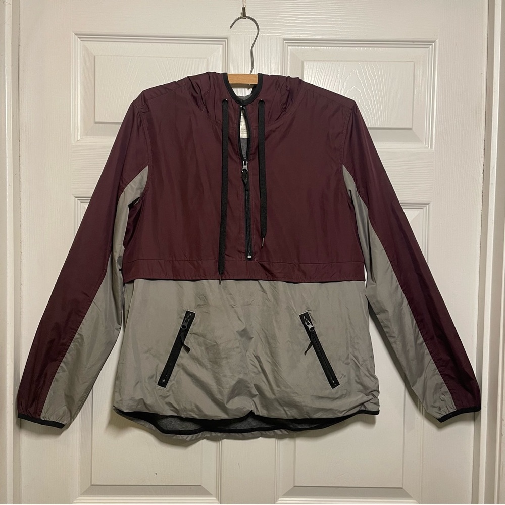 Zumiez Zine Women’s Half Zip Pullover Windbreaker Medium Maroon Grey Fall